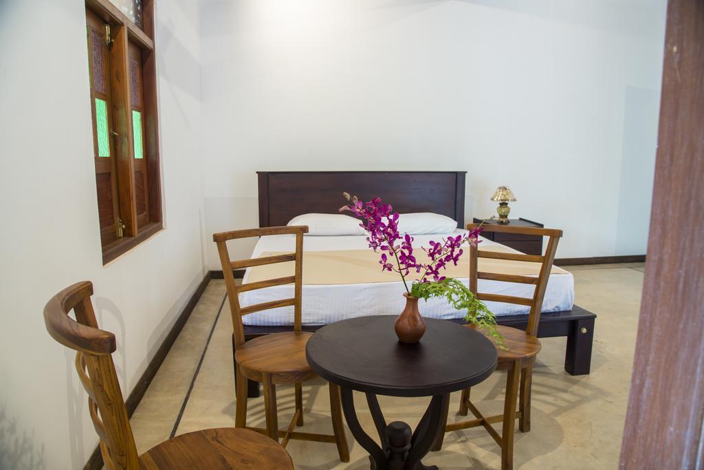 Villa Eco Pearl Hikkaduwa Extérieur photo